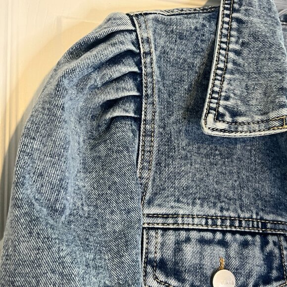 Cropped Jean Jacket - Size Medium - Puff Sleeves - ¾ Sleeves - Neatly Frayed Hem - Picture 4 of 7